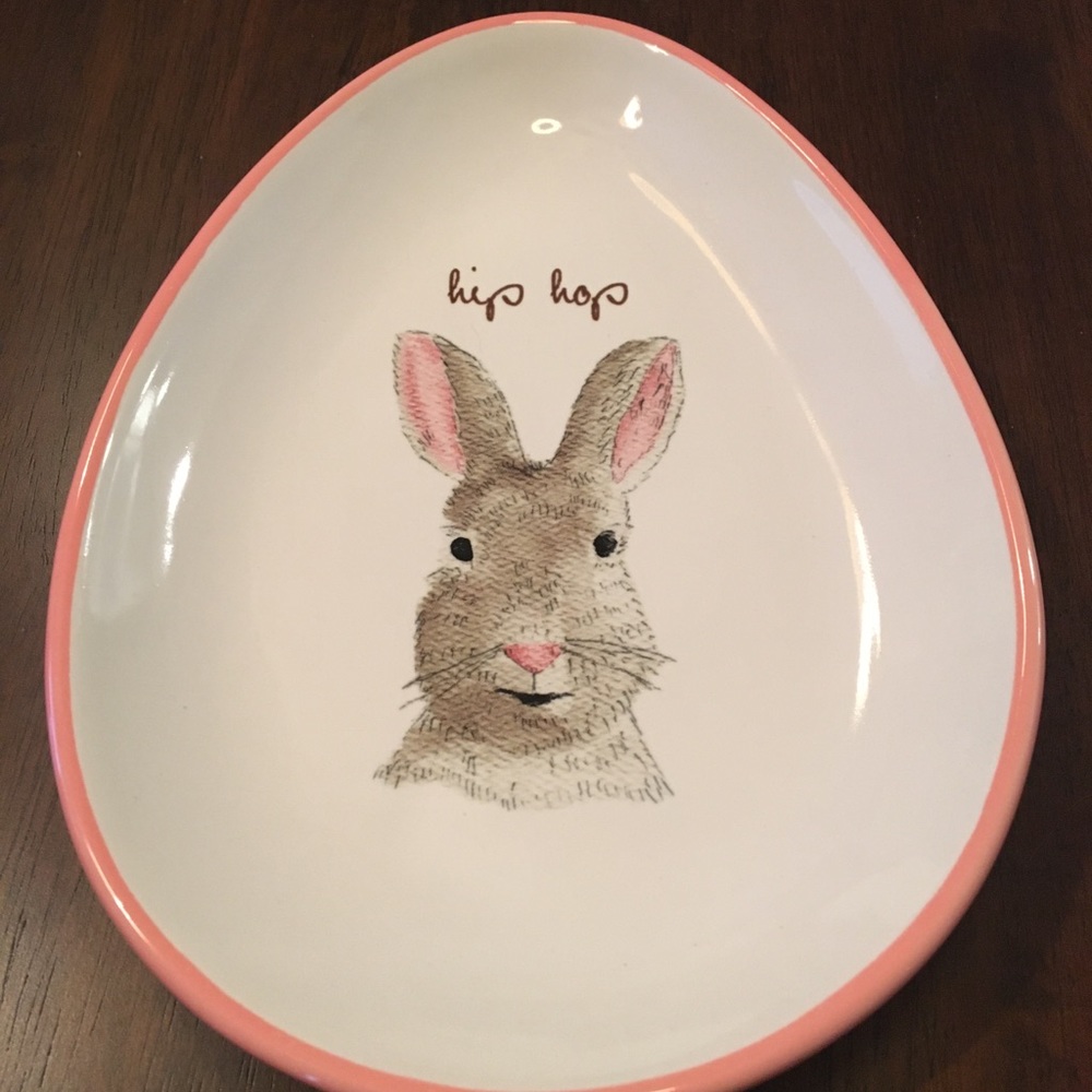 Rae Dunn HIP HOP egg shaped bunny plate